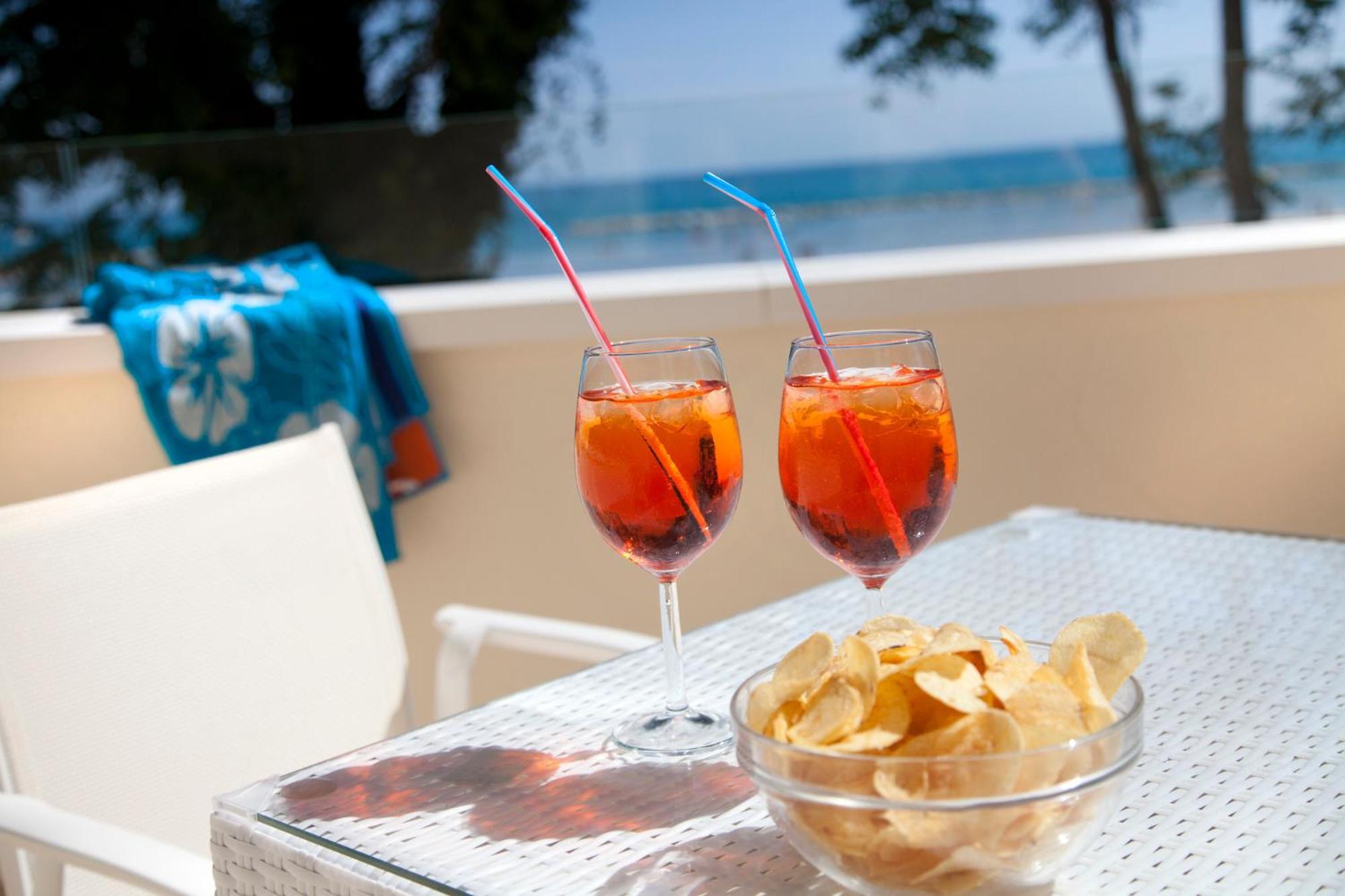 Marina Beach Suite Hotel Rimini Exteriér fotografie