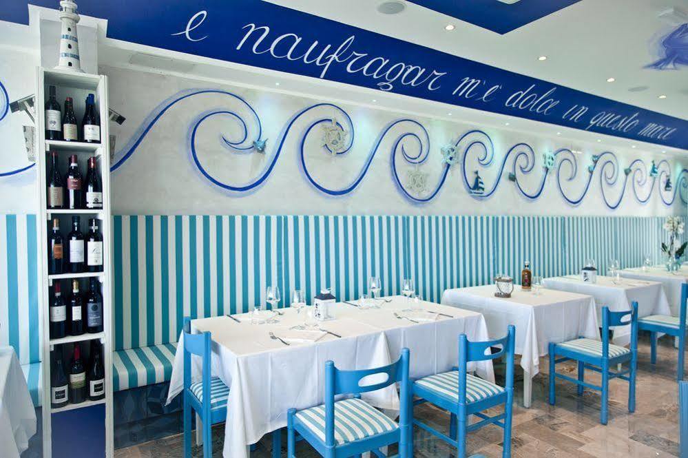 Marina Beach Suite Hotel Rimini Exteriér fotografie